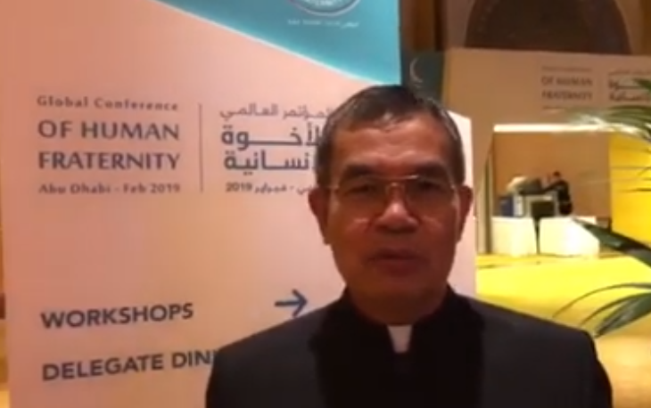 以法莲·滕德罗主教(Bishop Efraim Tendero)（图：视频截图）